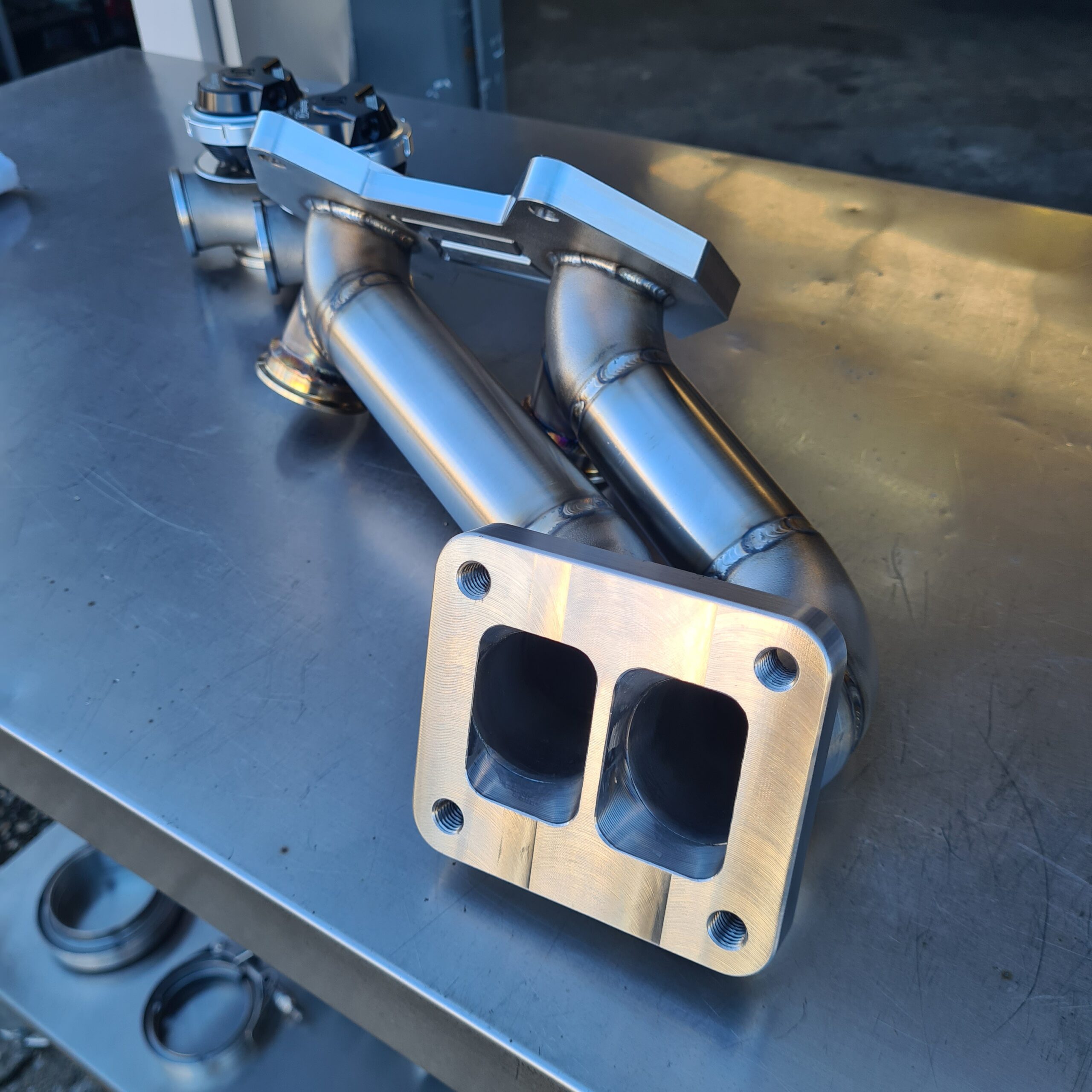 FD3S Rx-7 Twin Scroll T4 Turbo Manifold - Image 4